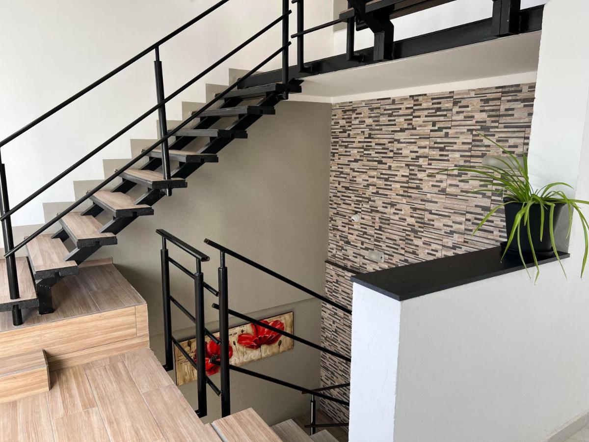 Apart Trelew 5 Exterior photo